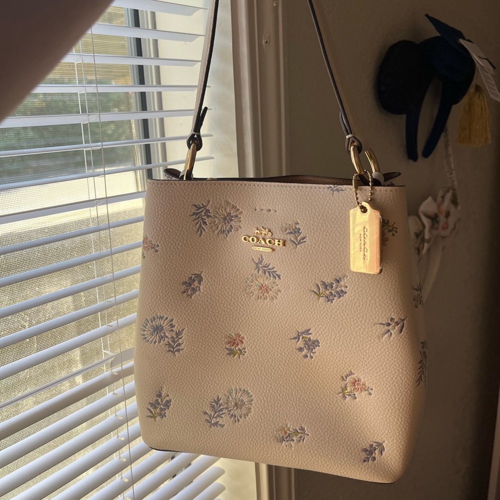Coach Dandelion Floral Bucket Bag (FINAL PRICE DROP)